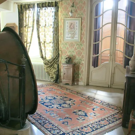 Chateau Du Clos Mortier 4* Сен-Дизье