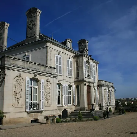 Château Du Clos Mortier 4* Saint-Dizier