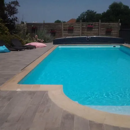 Chateau Du Clos Mortier Guest house 4*