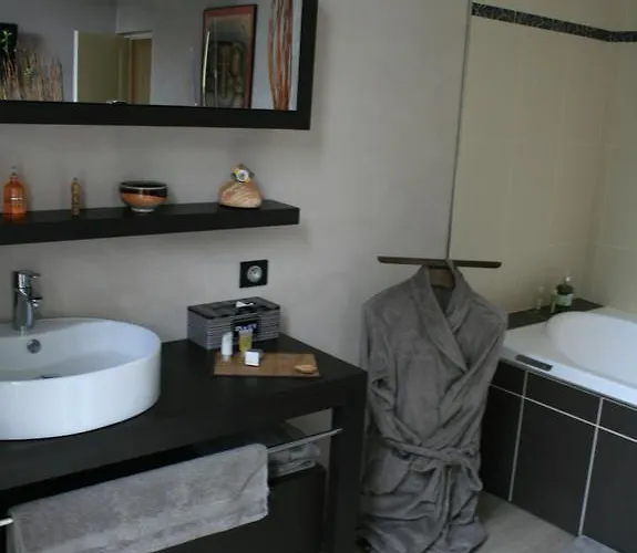 Gæstehus Chateau Du Clos Mortier 4*